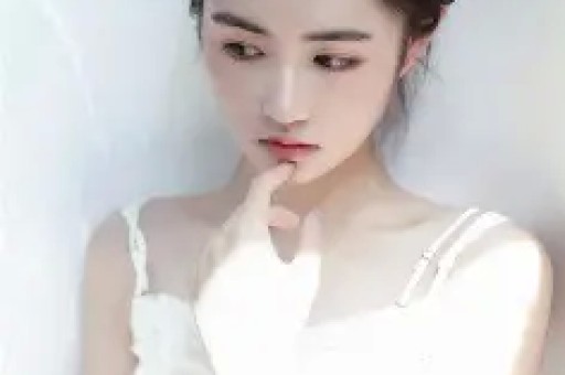 曝知名网红塌房！表面立爱国人设疯狂捞金背地砸6百万移民法国