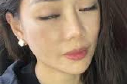 探店博主的一个“避雷贴”杀死了一家排队三小时的网红店？