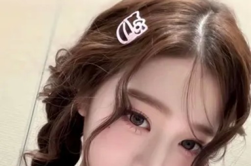娱乐圈又出大瓜！没想到这次是知名影帝被狗仔曝出婚内出轨嫩模